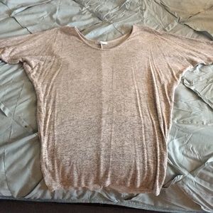 Short sleeve, tan top